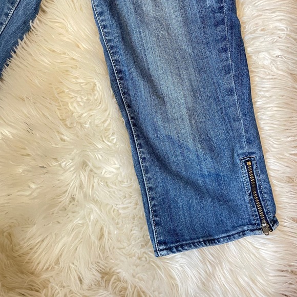 5/$25 Mossimo Cropped Zip Ankle Low Rise Mid Wash Capri Denim Blue Size 7 - Picture 4 of 5